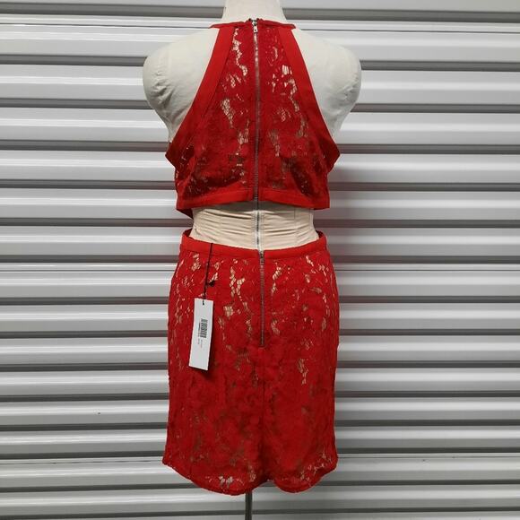 The Room Halter Mini Dress Sz Medium Red Lace Sheer Overlay Sexy Cocktail Party - Picture 2 of 10